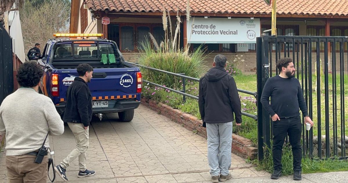 Evacuan dependencias de Seguridad Municipal de Peñalolén por paquete sospechoso: contenía excremento
