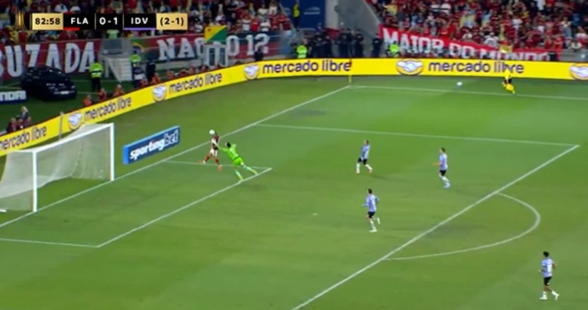 Flamengo igualó ante IDV, con 10, y avanzó a semis de Copa libertadores 2026