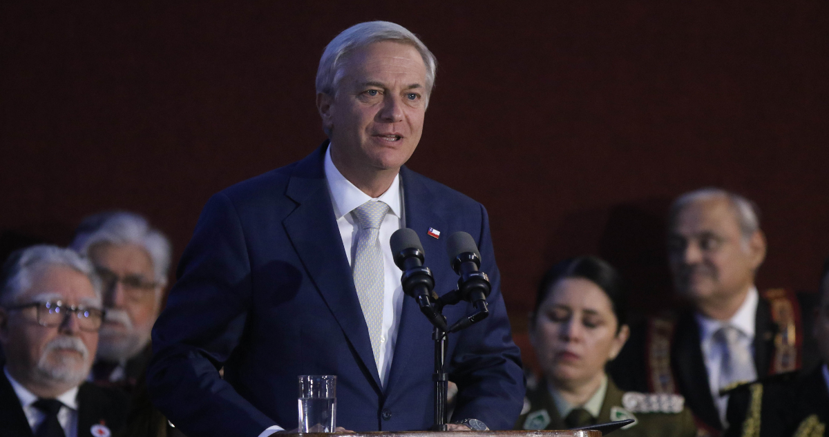 Kast aborda indultos y asegura que “no corresponde que una persona muera en la cárcel”