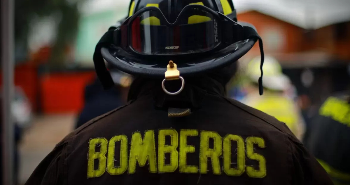 Bomberos de Mariquina reincorpora a exsuperintendente por orden judicial, pero lo vuelven a suspender