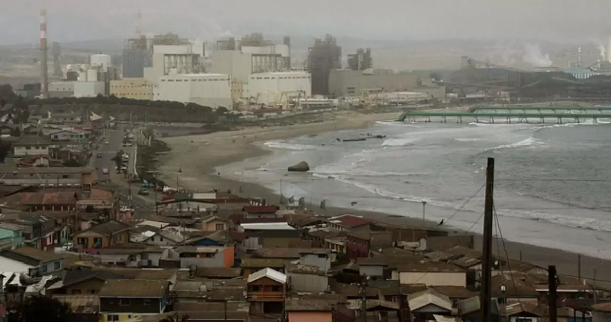 Emergencia en Quintero: estudiantes presentan síntomas de intoxicación en al menos 4 colegios
