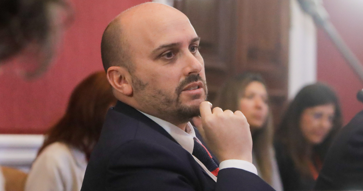 Longton pide a Kast limitar a sus ministros: “No pueden tener autonomía para decir lo que quieran”