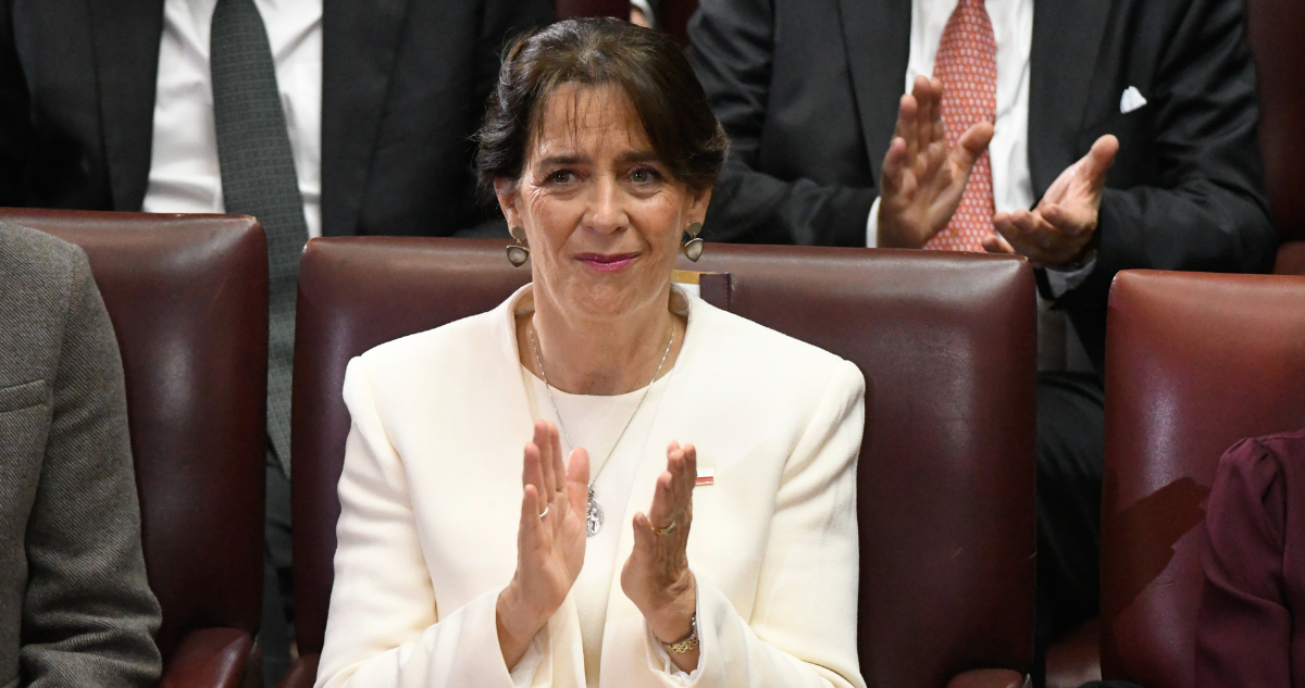 Primera dama entrega su Toyota 4Runner a Presidencia en comodato para sus traslados y seguridad