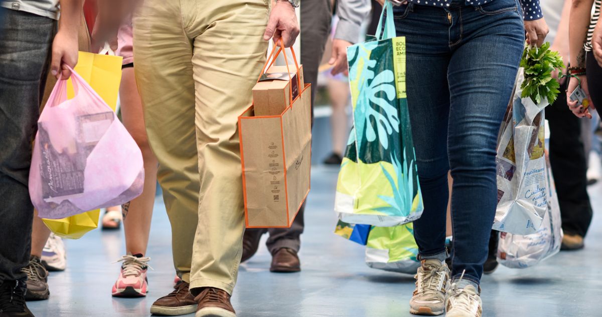 A qué hora cierran los supermercados este jueves en la previa de Fiestas Patrias