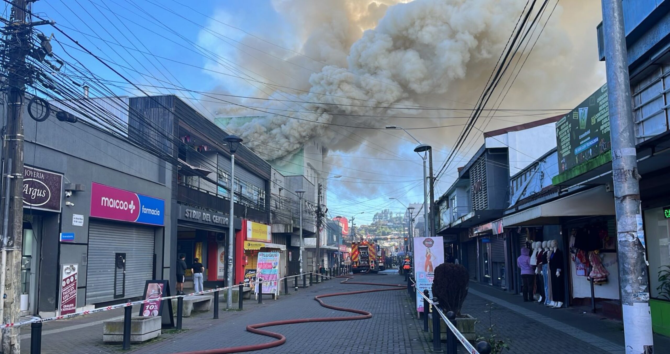 Incendio de casa de la cultura de Coronel
