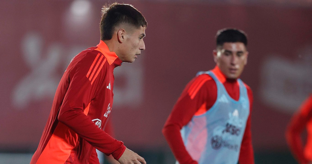 Iván Román en La Roja