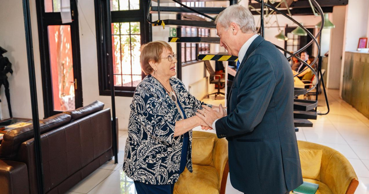 Kast prepara su primer discurso ante la ONU con candidatura de Bachelet como tema latente en La Moneda