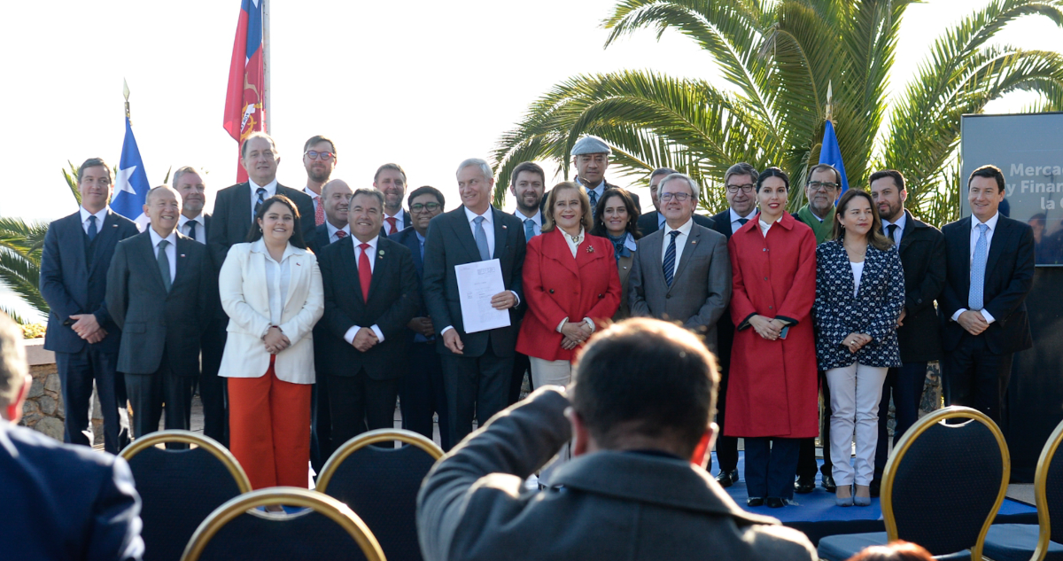 Gobierno presenta reforma a mercado de capitales: facilitará casa propia y Estado aporta parte del pie