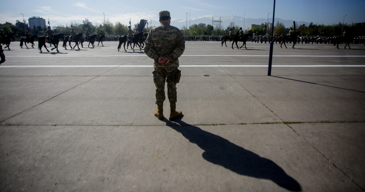 Giro en caso Milicogate: ministra sobresee a 3 militares (r) investigados por viajes al extranjero