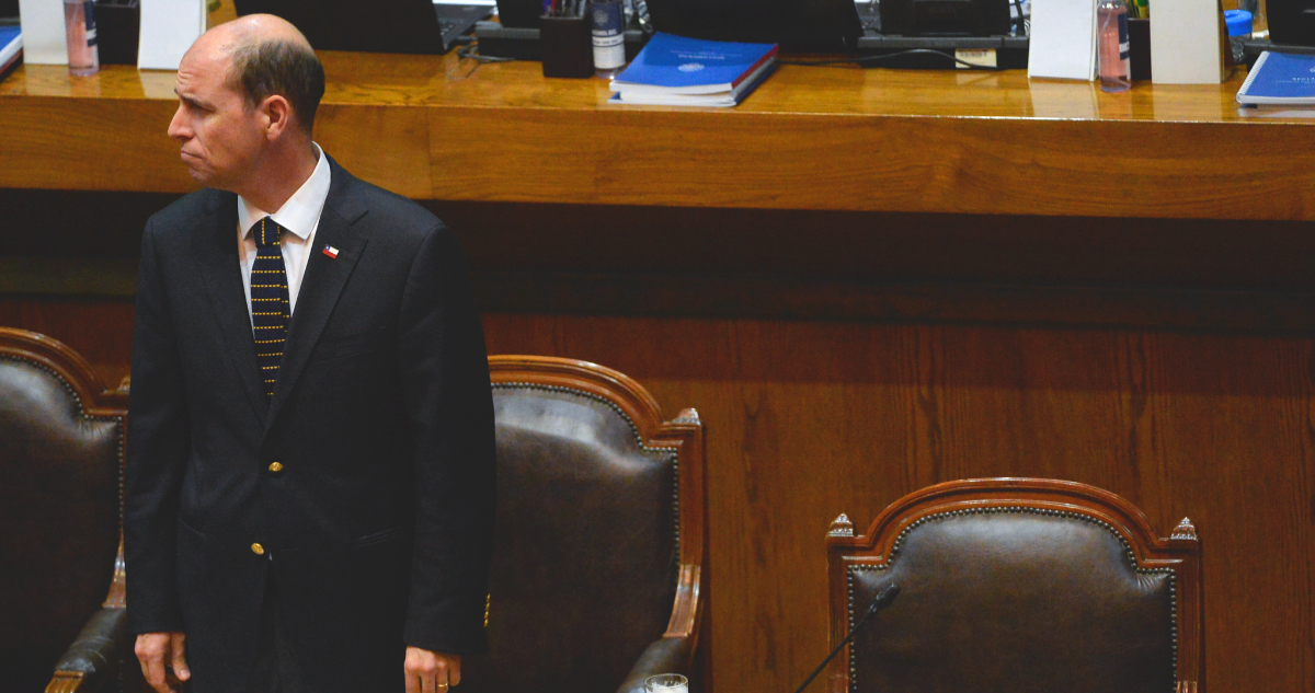 Ministro Arrau apunta a los 47 votos que frenaron la reforma migratoria: “Yo les pido que recapaciten”
