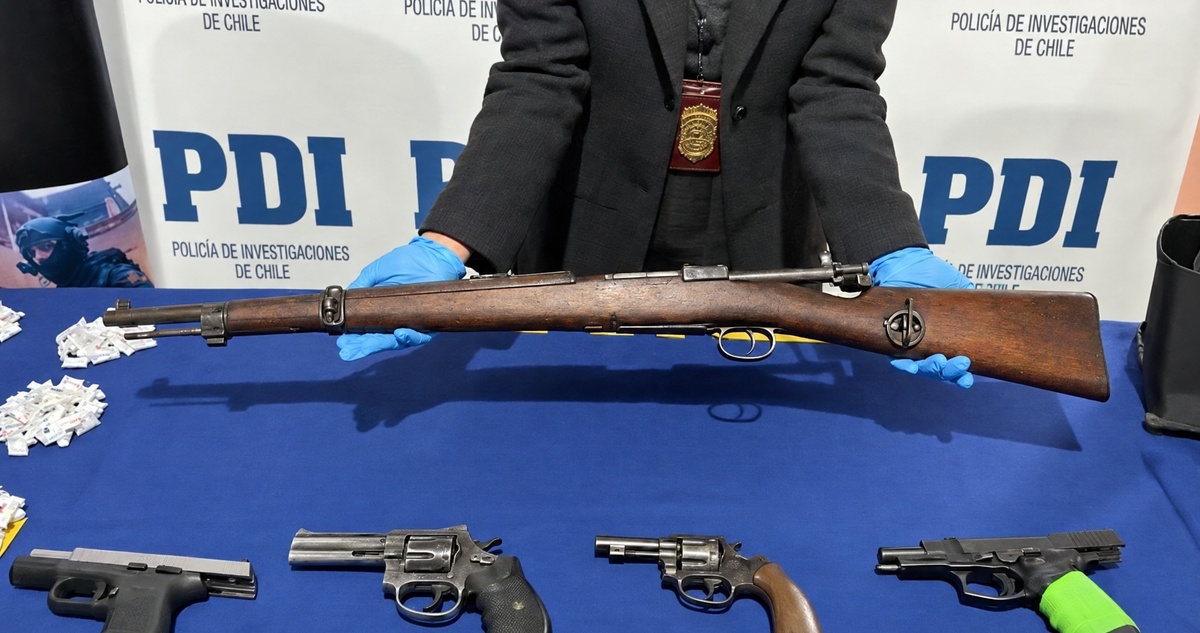PDI decomisa fusil de guerra Mauser 762 en San Bernardo