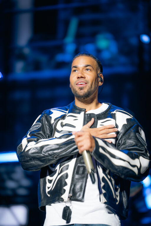 De "Rey" a "Príncipe": las imágenes de Romeo Santos y Prince Royce en su dieciochero paso por Chile 