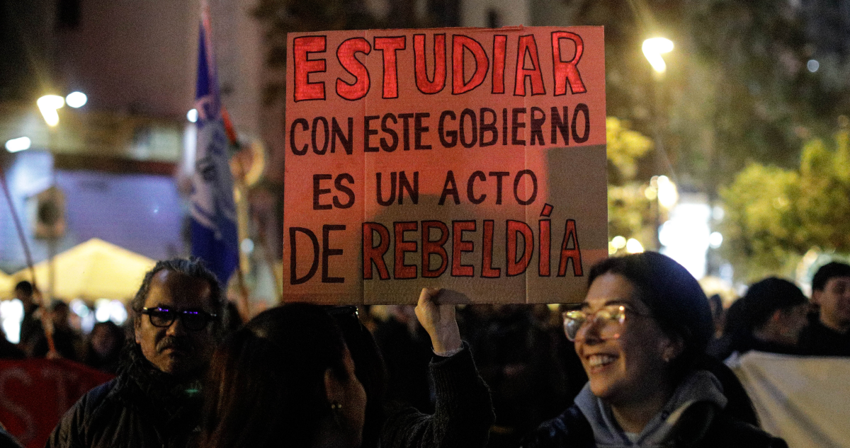 Secundarios convocan a protesta contra las medidas del Gobierno de Kast en Metro Baquedano