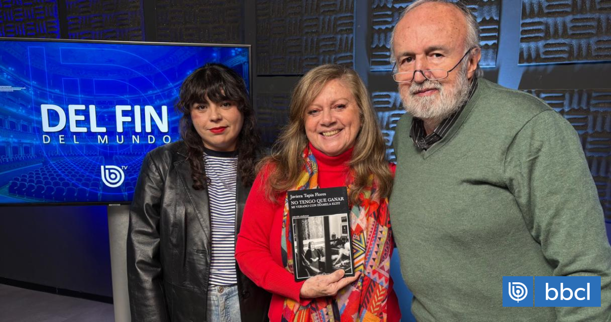 Javiera Tapia y cómo fue escribir "Mi verano con Diamela Eltit"