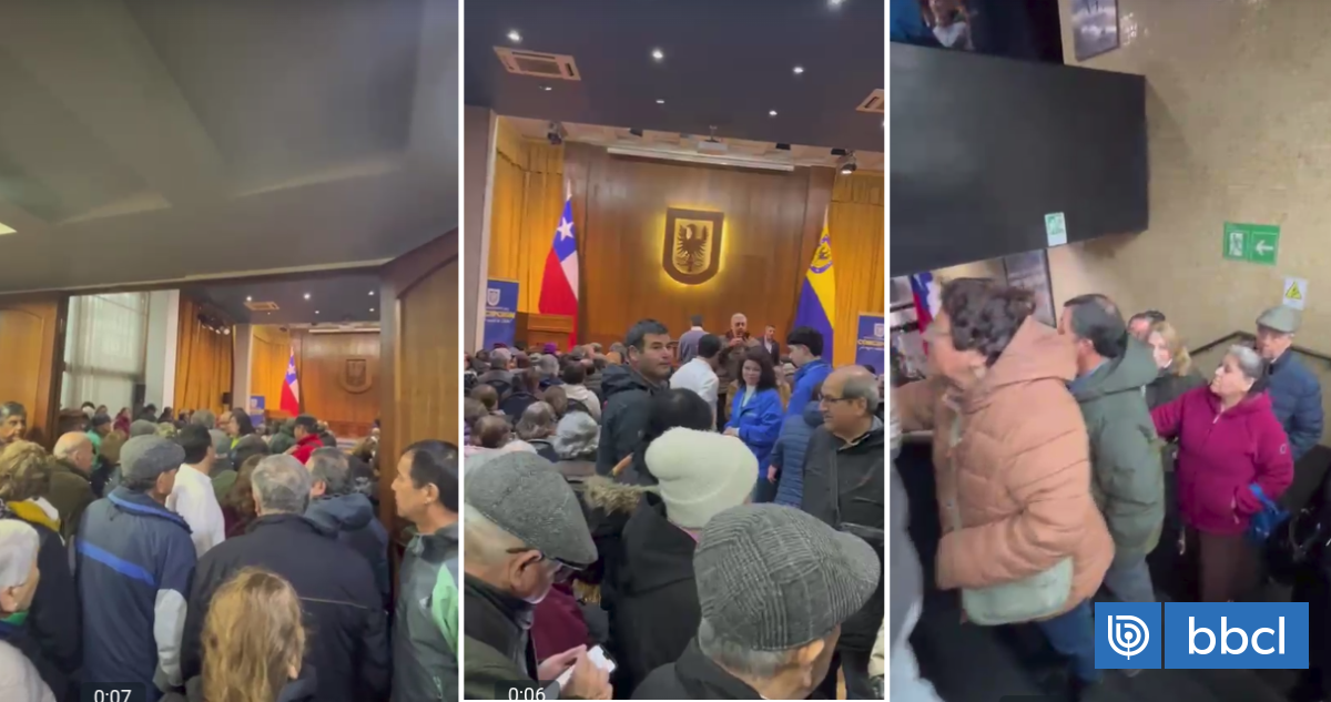 Aglomeración de adultos mayores por entrega de tarjetas de transporte genera críticas en Concepción