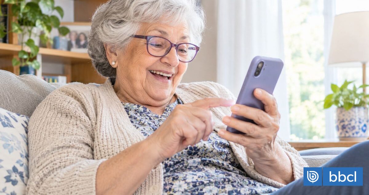 Abuelos adictos al teléfono: Adultos mayores son igual de propensos al algoritmo que los jóvenes