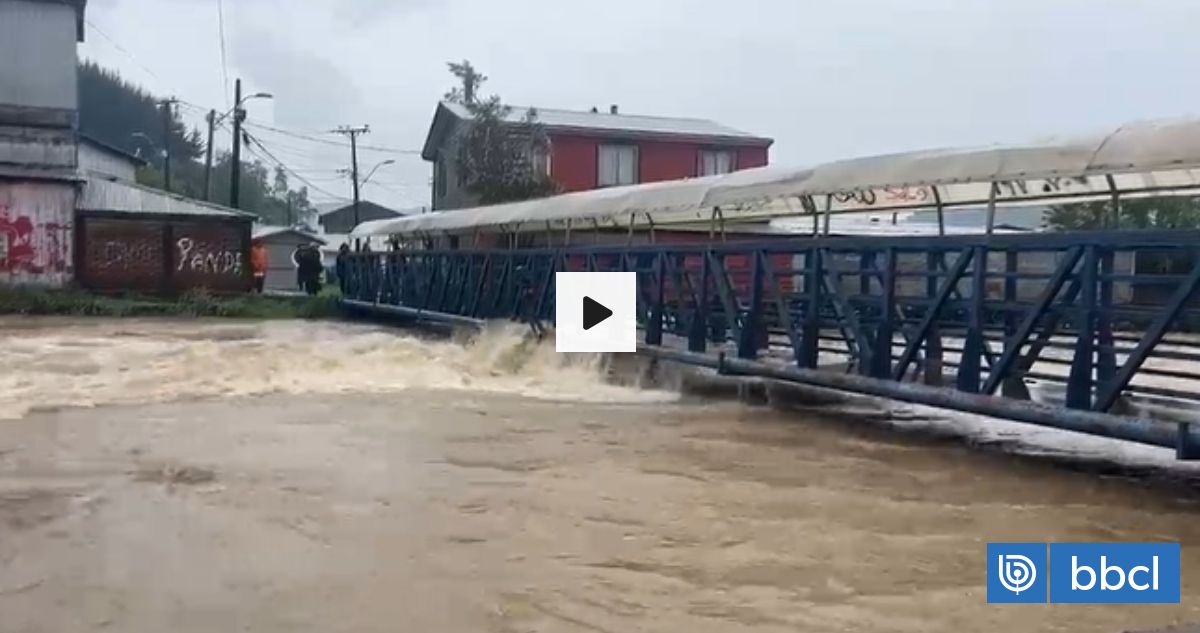 VIDEOS | Crecida del río alcanza Puente Galvarino y genera preocupación en Curanilahue