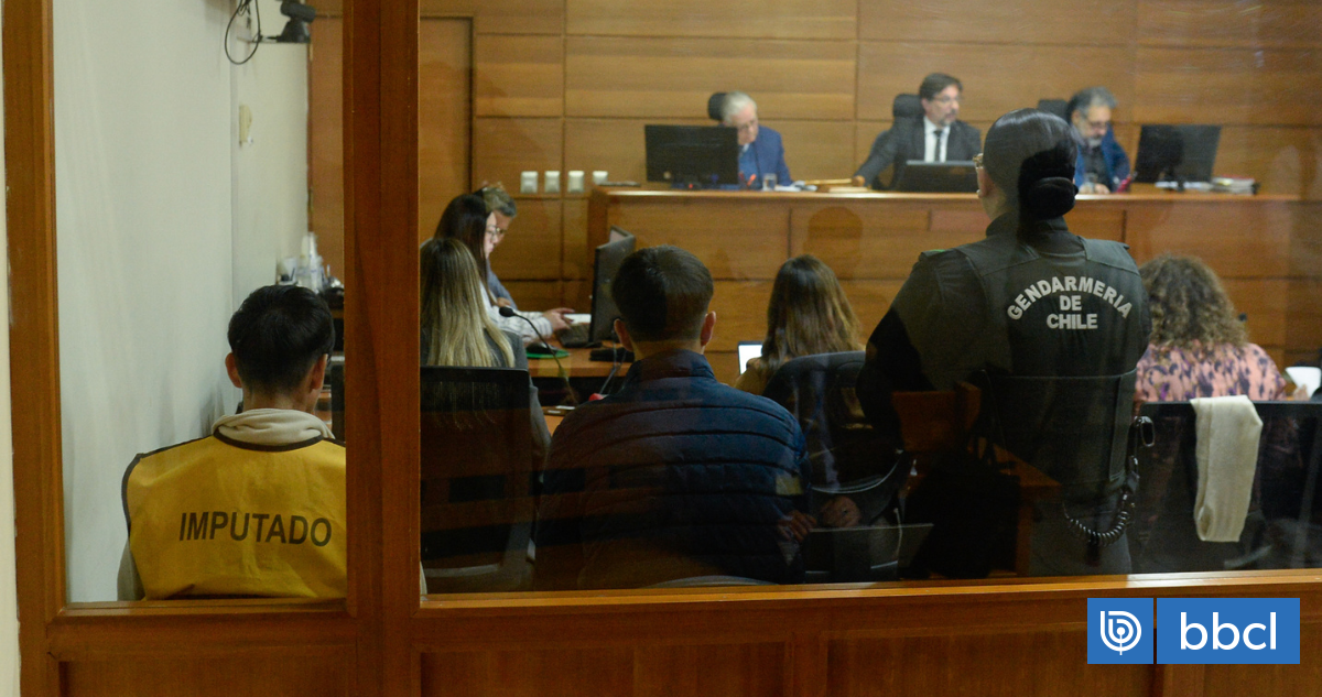 Inicia juicio contra acusados de millonarios robos a Banco Estado y tienda París en Valparaíso