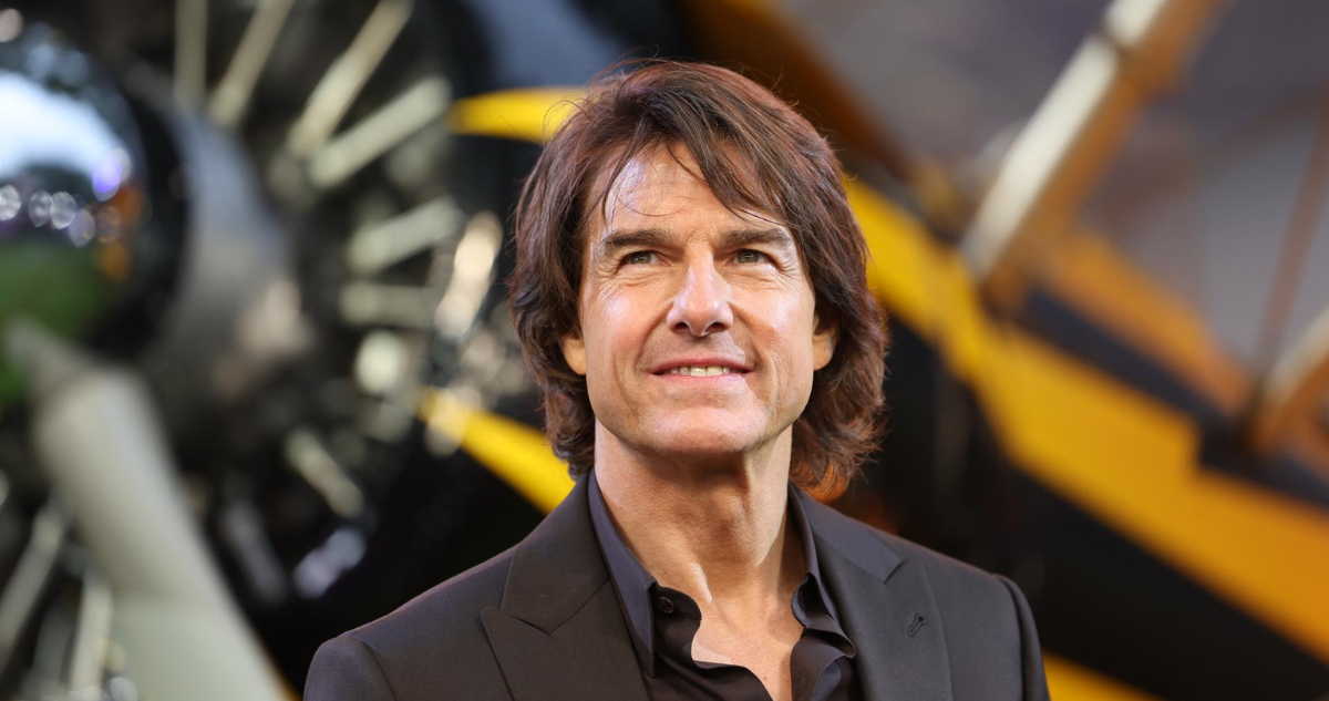 Tom Cruise posó para revista con osada fotografía