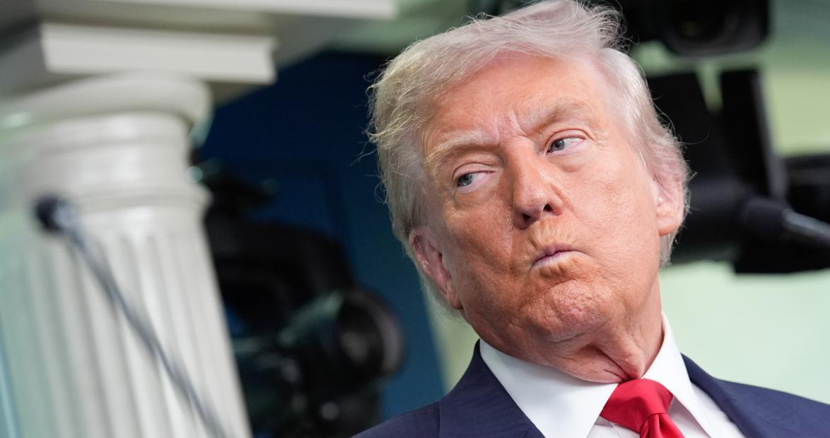 Trump exige a la Fed que baje las tasas o dejará de comerciar con los países que EEUU tiene déficit