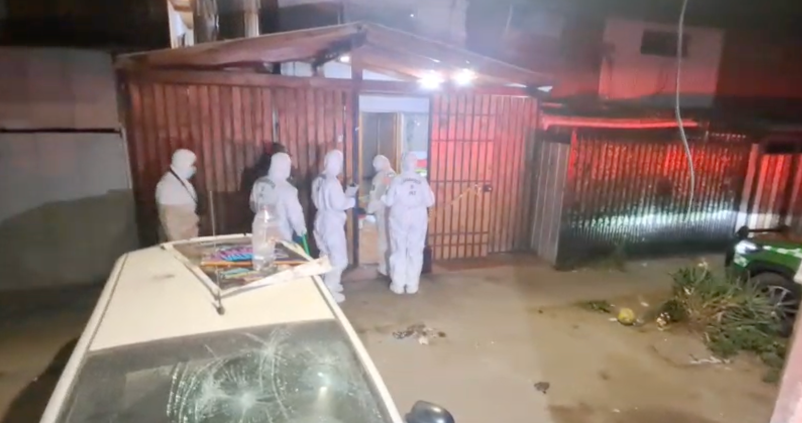 Turba persigue y balea a mujer en Maipú: comerciante la ayudó y también terminó herido