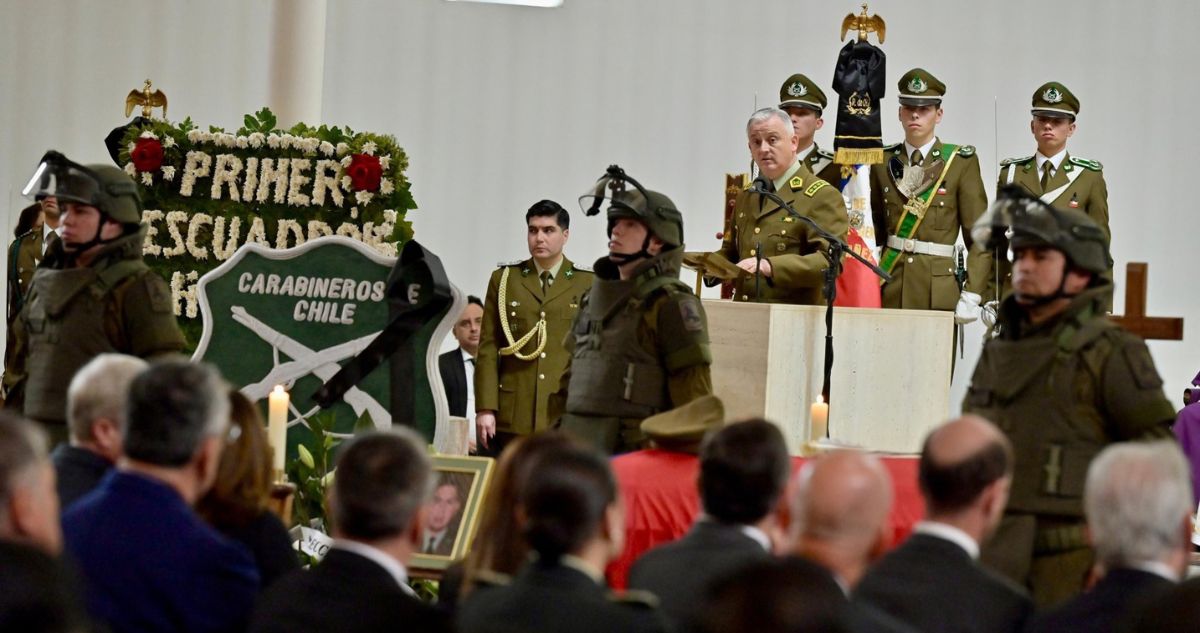 VIDEO | Así fue la salida del féretro de suboficial mayor Aguilera hacia Cementerio General