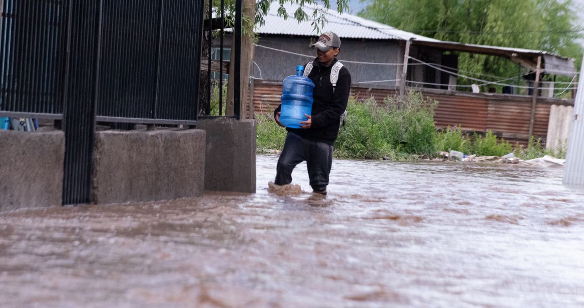 Activan alerta SAE en Talagante por desborde del río Mapocho: piden evacuar campamento Ribera del Río
