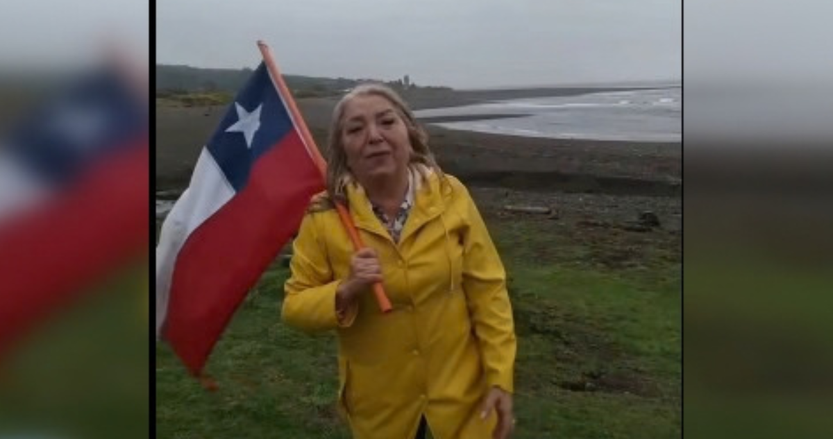 “Estoy que me saco la ropa, hace mucho calor”: alcaldesa de Hualaihué ironiza tras alza de parafina
