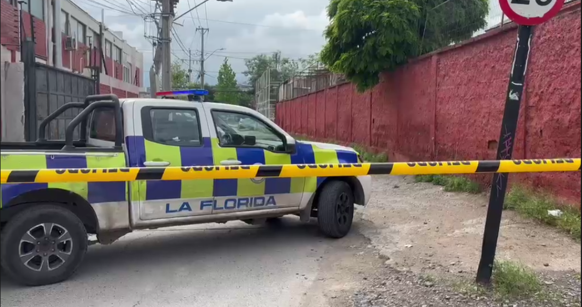 Ataque armado en La Florida a plena luz del día deja dos hombres heridos
