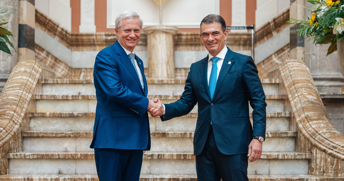 Kast y Paz acuerdan avanzar en restablecer relaciones diplomáticas entre Chile y Bolivia