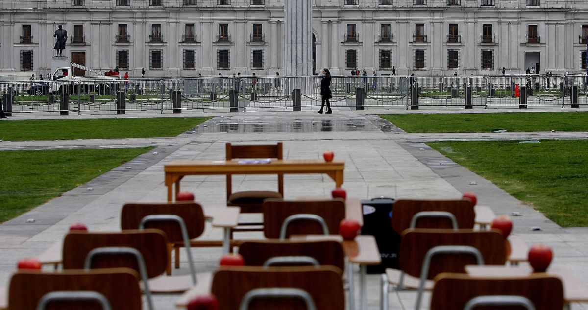 Presupuesto de Educación en 2027 ajusta cantidad de horas y podría derivar en reducción de profesores