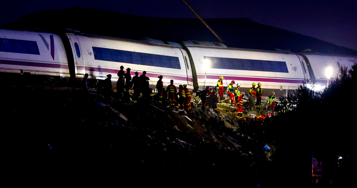 Cancillería confirma que un chileno viajaba en el tren accidentado en España: “Está bien y a salvo”