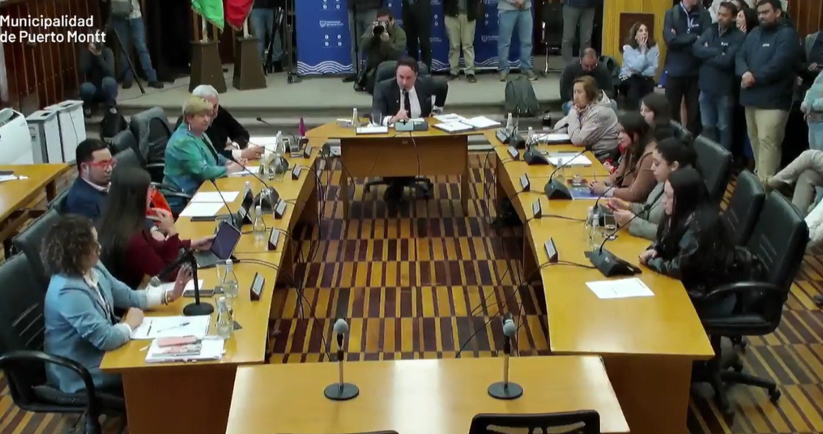 PPD acusa violencia política de alcalde de Puerto Montt: le dijo a edil que salió concejala apenas