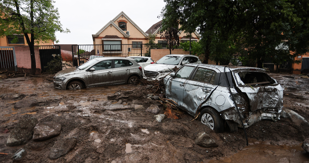 Esto es lo que debes hacer si tu casa o auto se dañaron por el aluvión y estaban asegurados