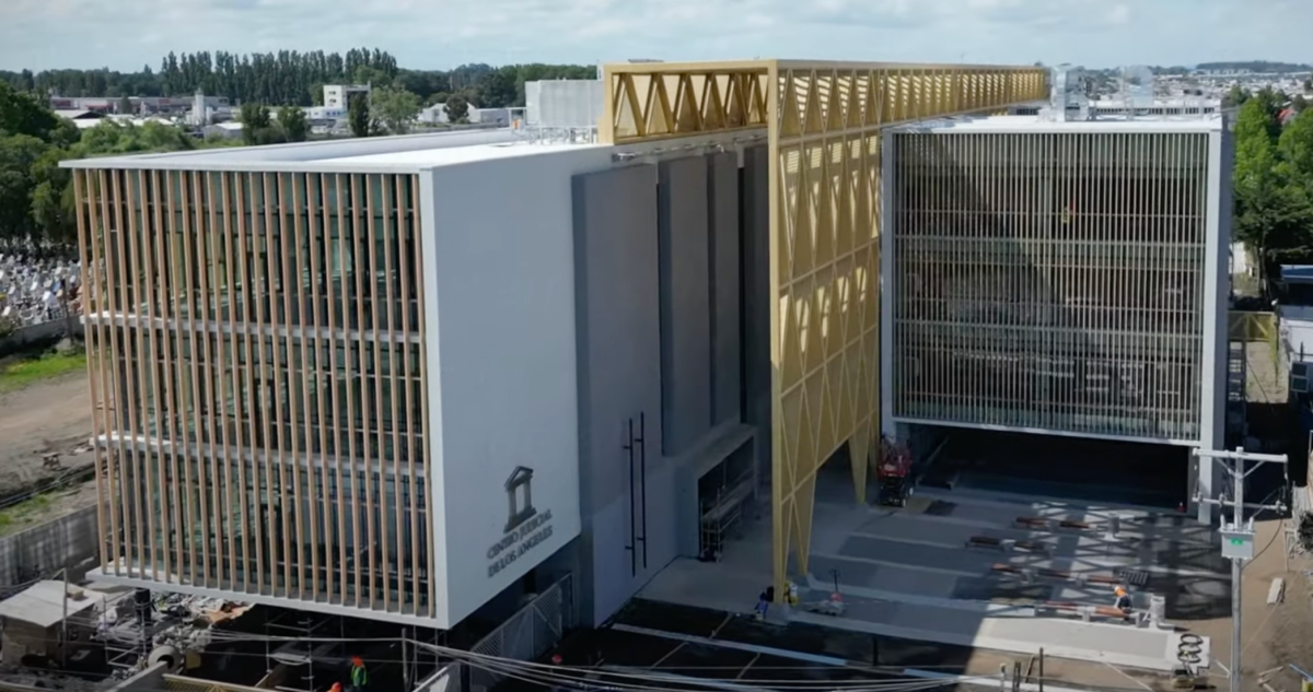 Constructora demanda pago de $1.417 millones por Centro de Justicia de Los Ángeles