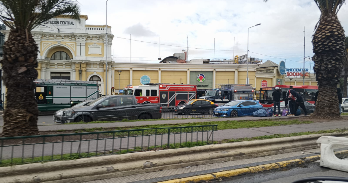 Cierran 10 estaciones de la Línea 1 del Metro por emergencia médica