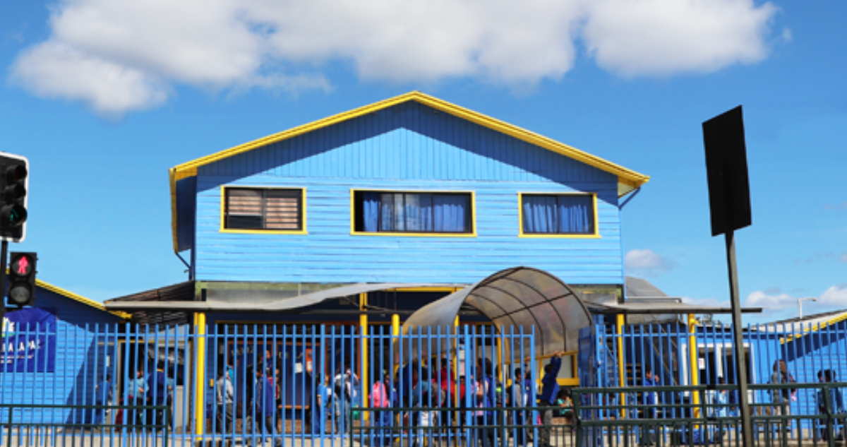 Apoderados preocupados: curso de colegio en Valdivia no cumple requisitos de reconocimiento de Mineduc