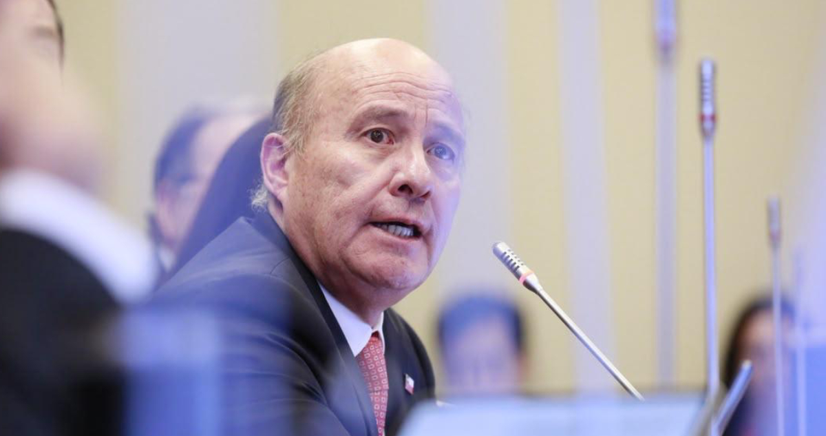 “Cuando un director falta responde con el patrimonio”: Quiroz apoya proceso contra las AFP por fondo E