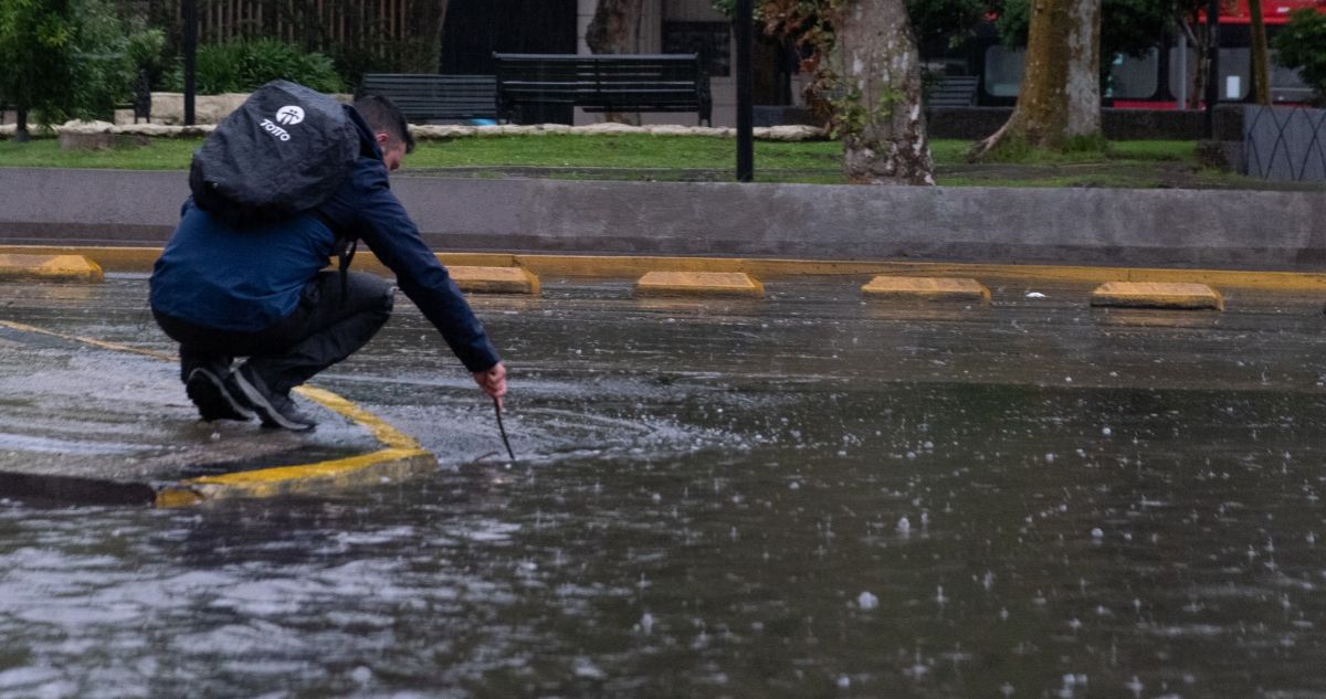 Decretan Alerta Temprana Preventiva en la RM por pronóstico de lluvia, tormenta eléctrica y granizos