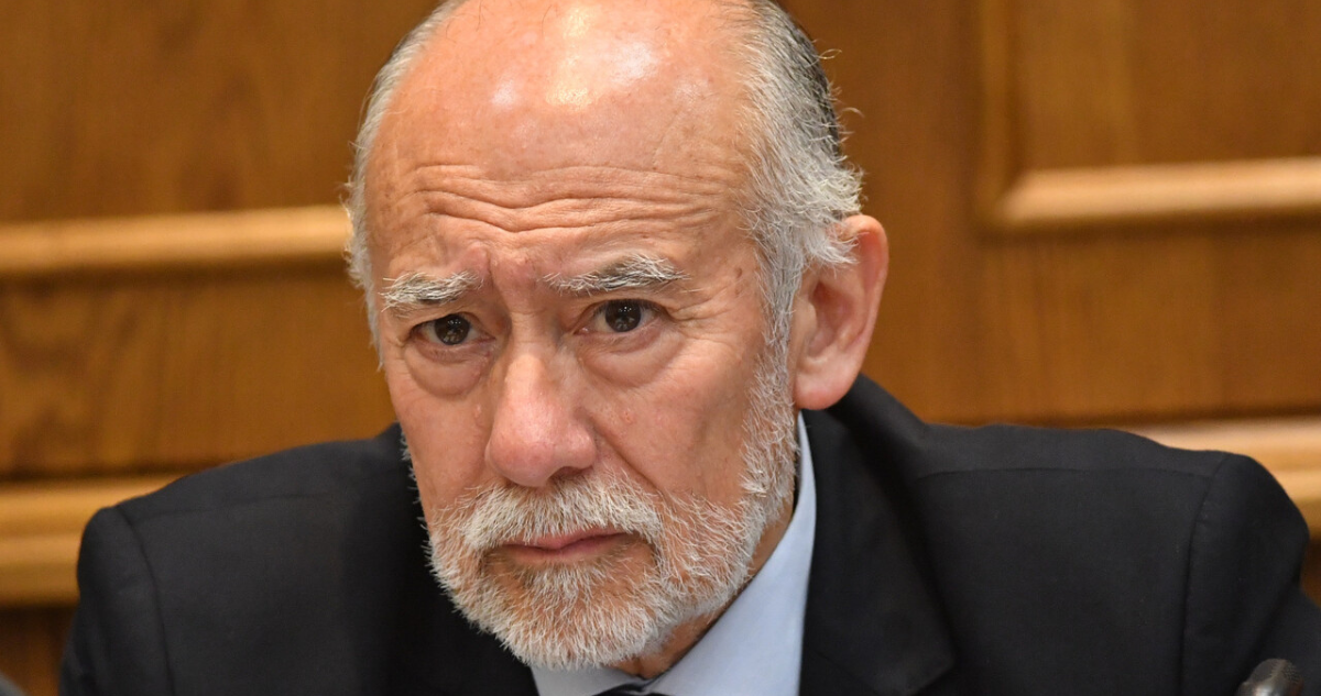 Senador Flores (DC) emplaza a Quiroz por Presupuesto 2027: “Es amarrete y está al debe”