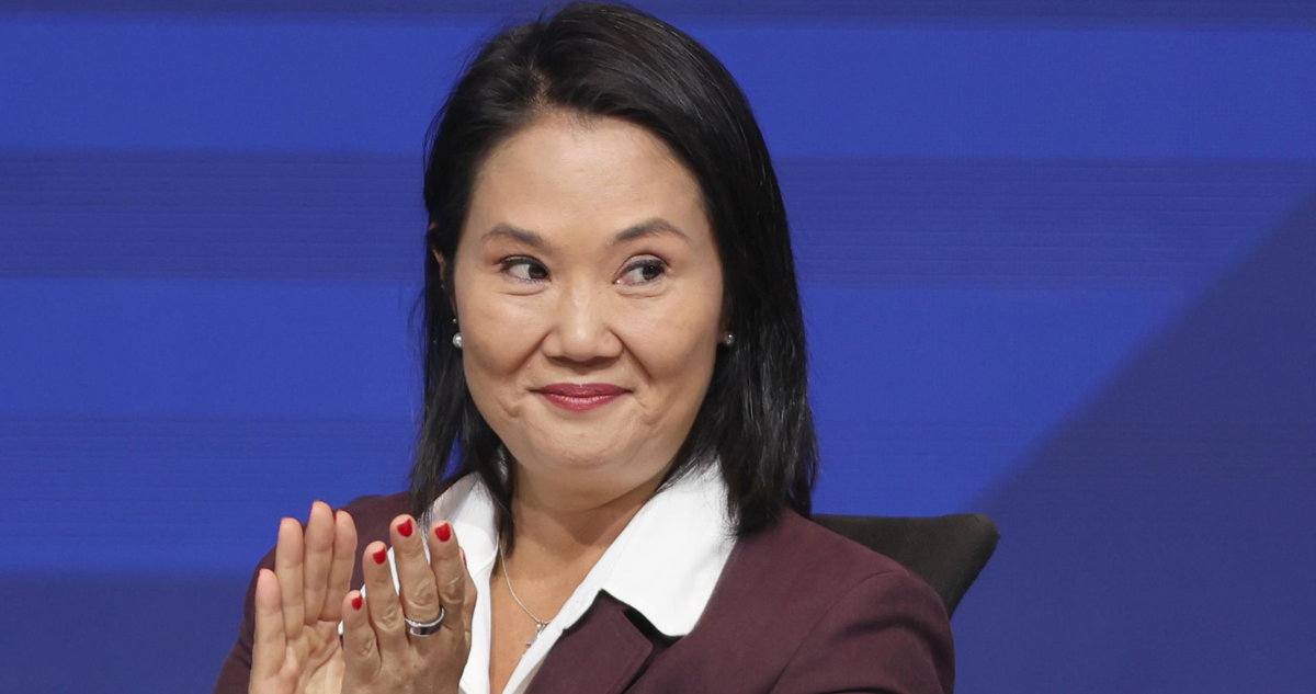 Orden en las aulas: Fujimori obligará que estudiantes peruanos lleven pelo corto y no usen maquillaje