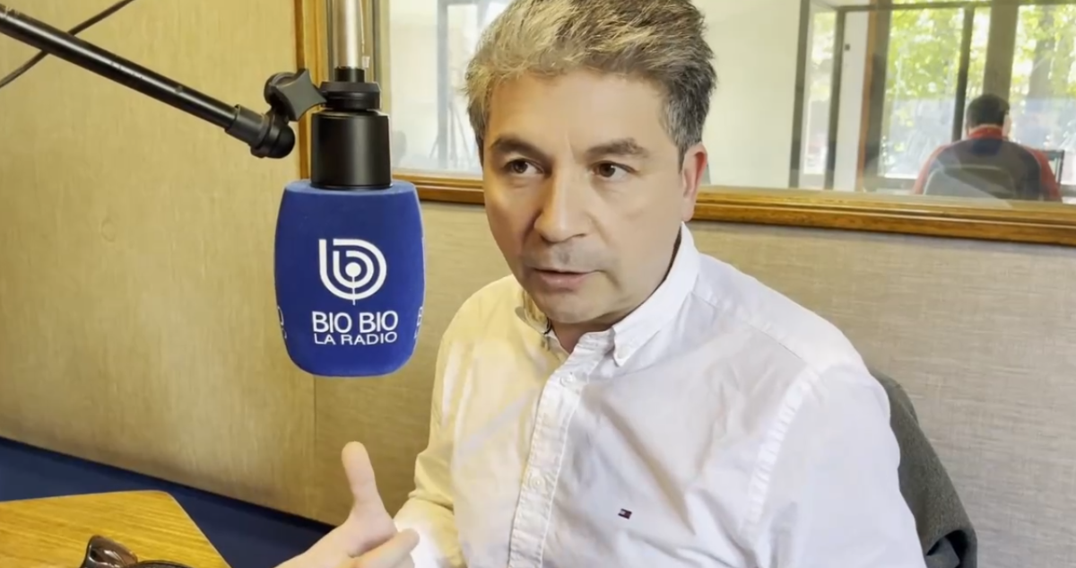 Le devolverán licencia: sobreseen a diputado Sabat (UDI) en causa por conducir en estado de ebriedad