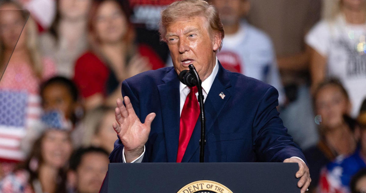 Trump insiste en que dará US$5.000 a cada adulto si los Republicanos ganan elecciones en EEUU