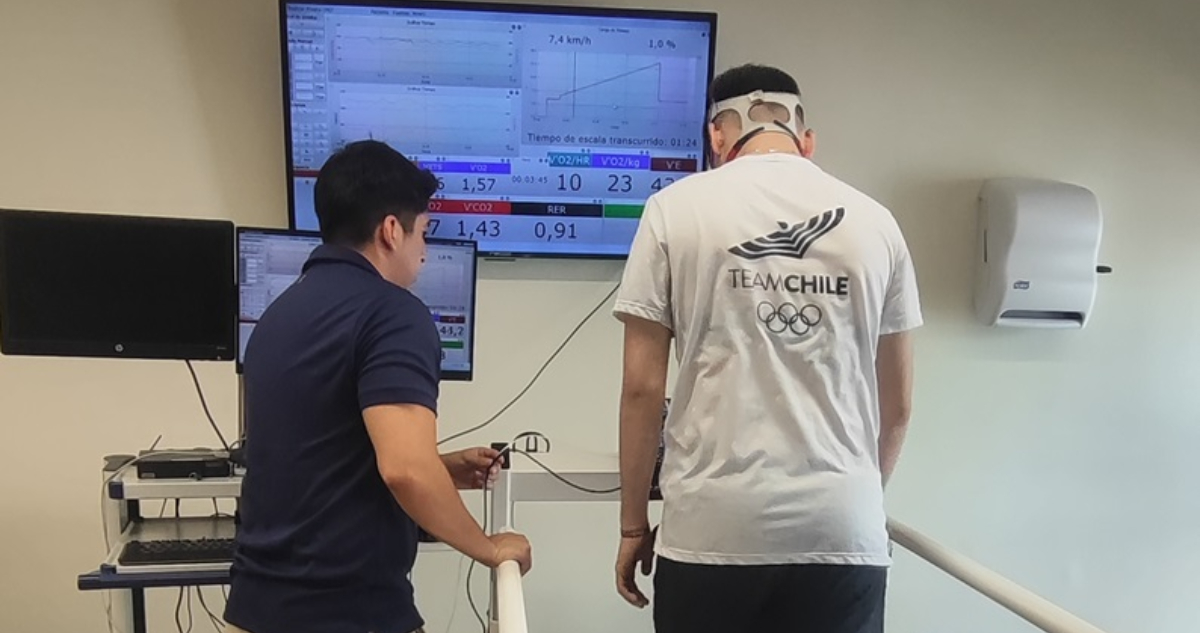 Entrenar musculatura respiratoria 5 minutos al día presenta beneficios en corredores, según estudio
