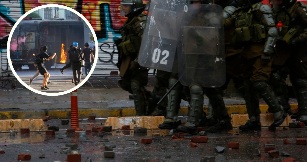 Carabineros durante estallido social de octubre de 2019.