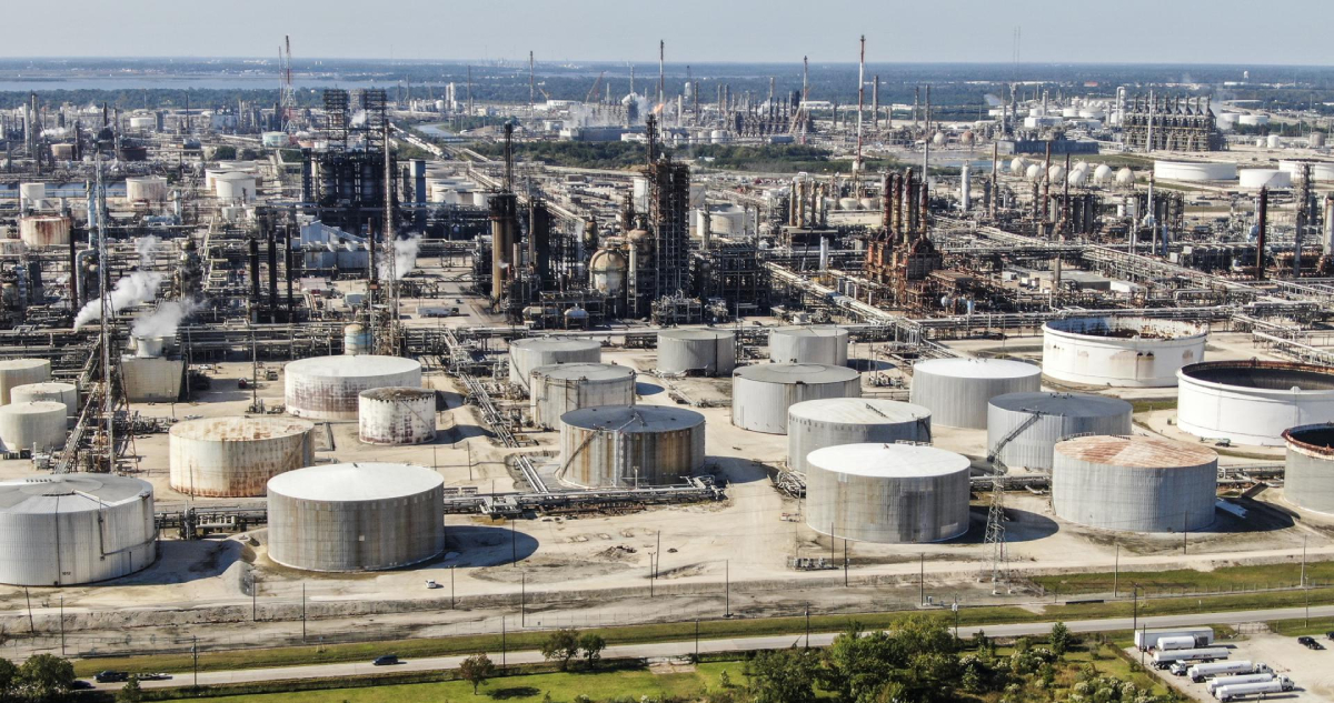 El petróleo de Texas sube tras nuevos ataques a instalaciones en Medio Oriente