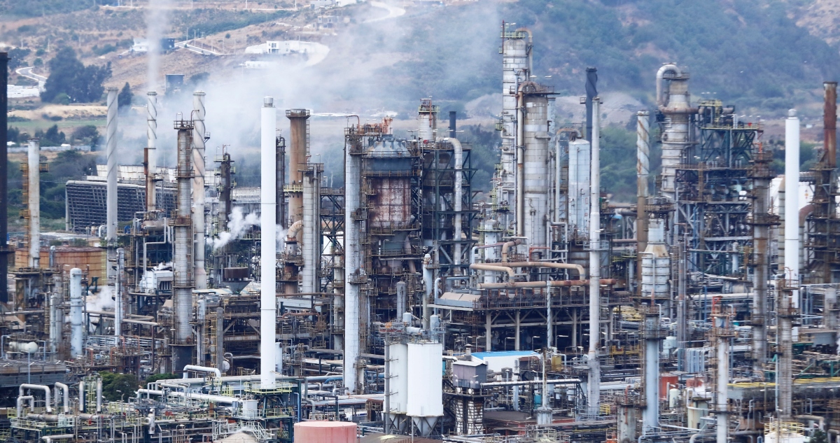 SMA presenta cargos contra Enap Refinería Aconcagua por entregar información falsa