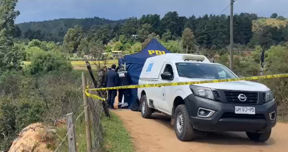 https://media.biobiochile.cl/wp-content/uploads/2026/10/extranjero-de-25-anos-y-sin-condenas-dan-detalles-del-hombre-hallado-ejecutado-en-vina-del-mar.png