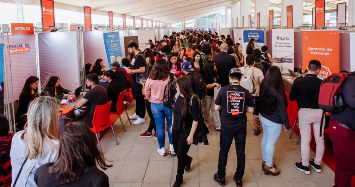 Anuncian nueva feria laboral “más grande de Chile” para noviembre: revisa fechas y cómo participar