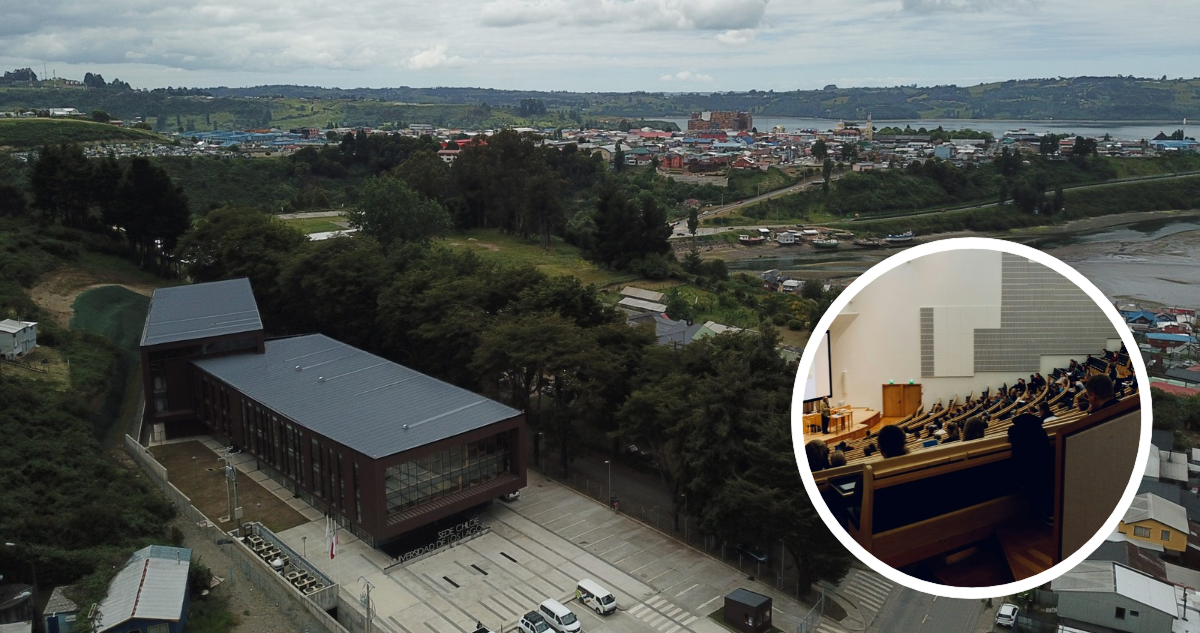 Universidad de Los Lagos, sede Chiloé. Foto de contexto de sala de clases de una universidad.